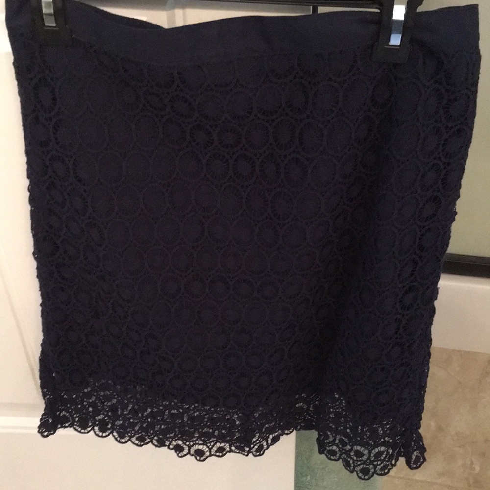 Loft navy skirt